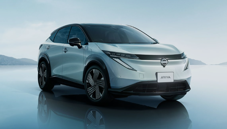 アリヤEVは見た目だけチョイ変わっただけ