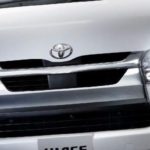 ハイエースのイカチイLEDヘッドライトで商用ミニバン最前線で戦える