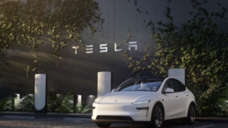 テスラモデルY急速充電イメージ